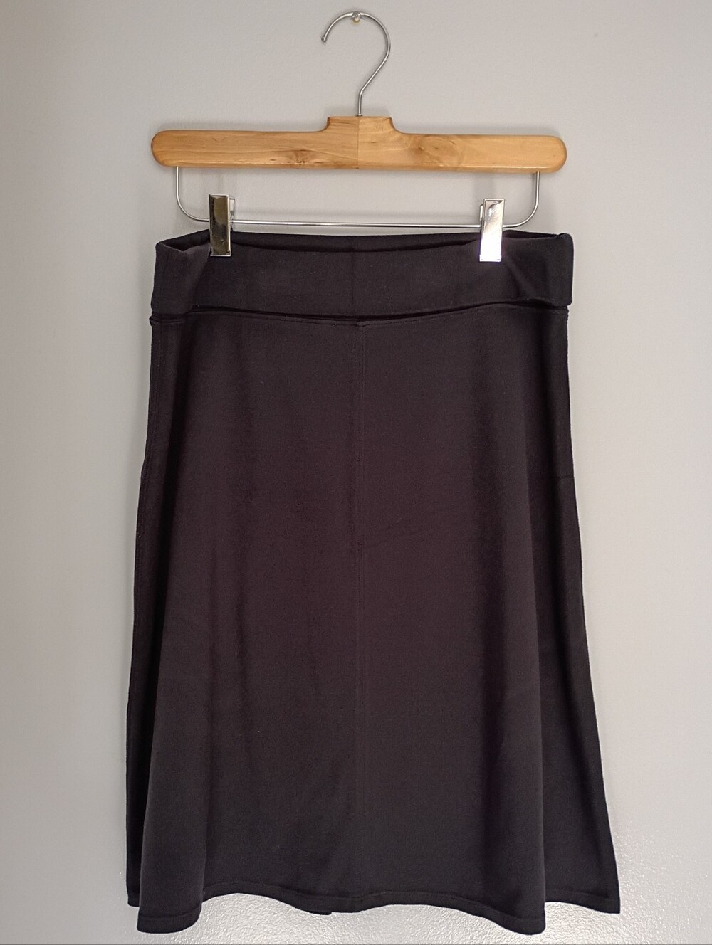 Athleta - Nusa Fold Over A Line Skirt - Black - Size Medium - VGUC
